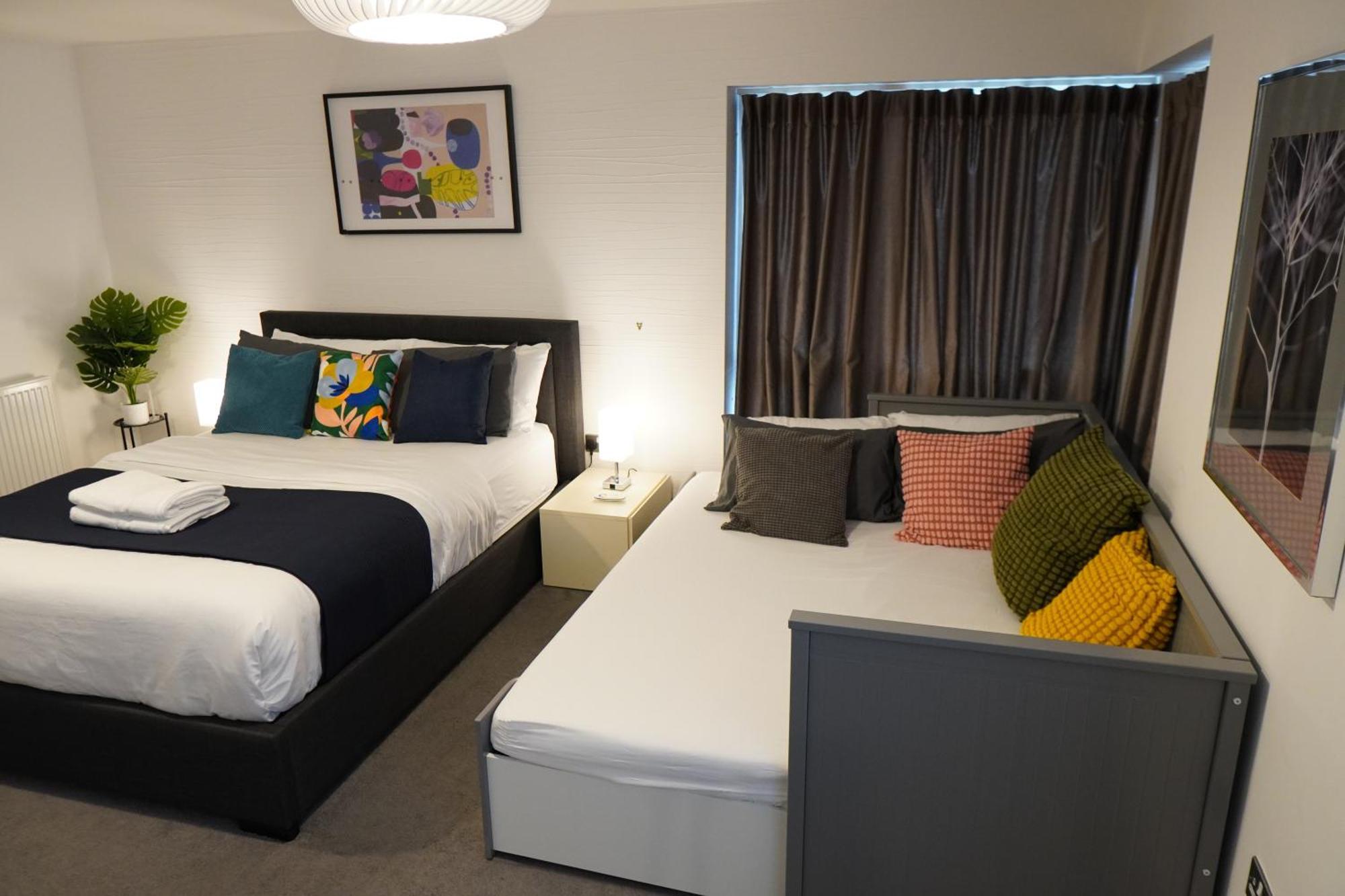Luxury Rooms - Pick A Room - Free Parking & Kitchen Access, Near Etihad Stadium, The Coop Live & Piccadilly Station, Manchester Exterior photo