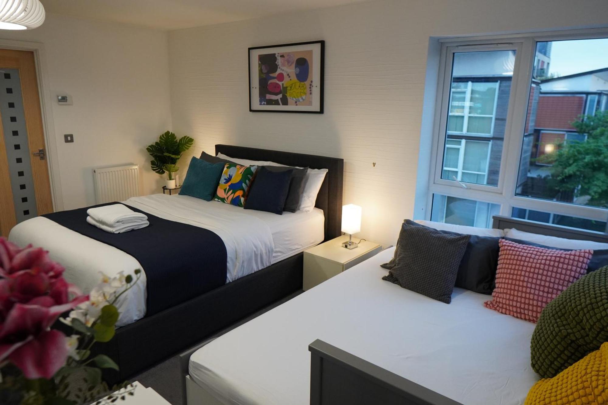 Luxury Rooms - Pick A Room - Free Parking & Kitchen Access, Near Etihad Stadium, The Coop Live & Piccadilly Station, Manchester Exterior photo