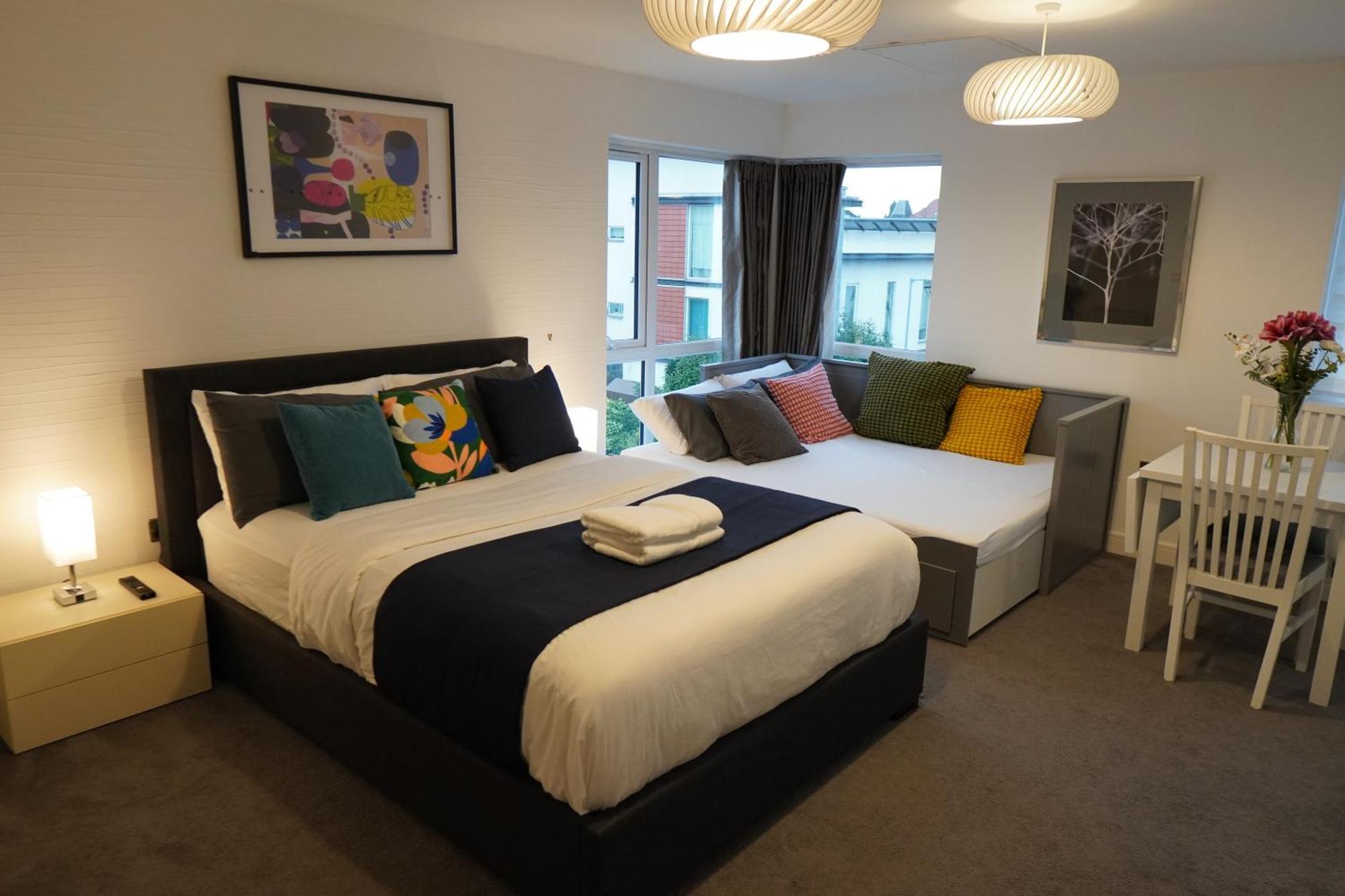 Luxury Rooms - Pick A Room - Free Parking & Kitchen Access, Near Etihad Stadium, The Coop Live & Piccadilly Station, Manchester Exterior photo