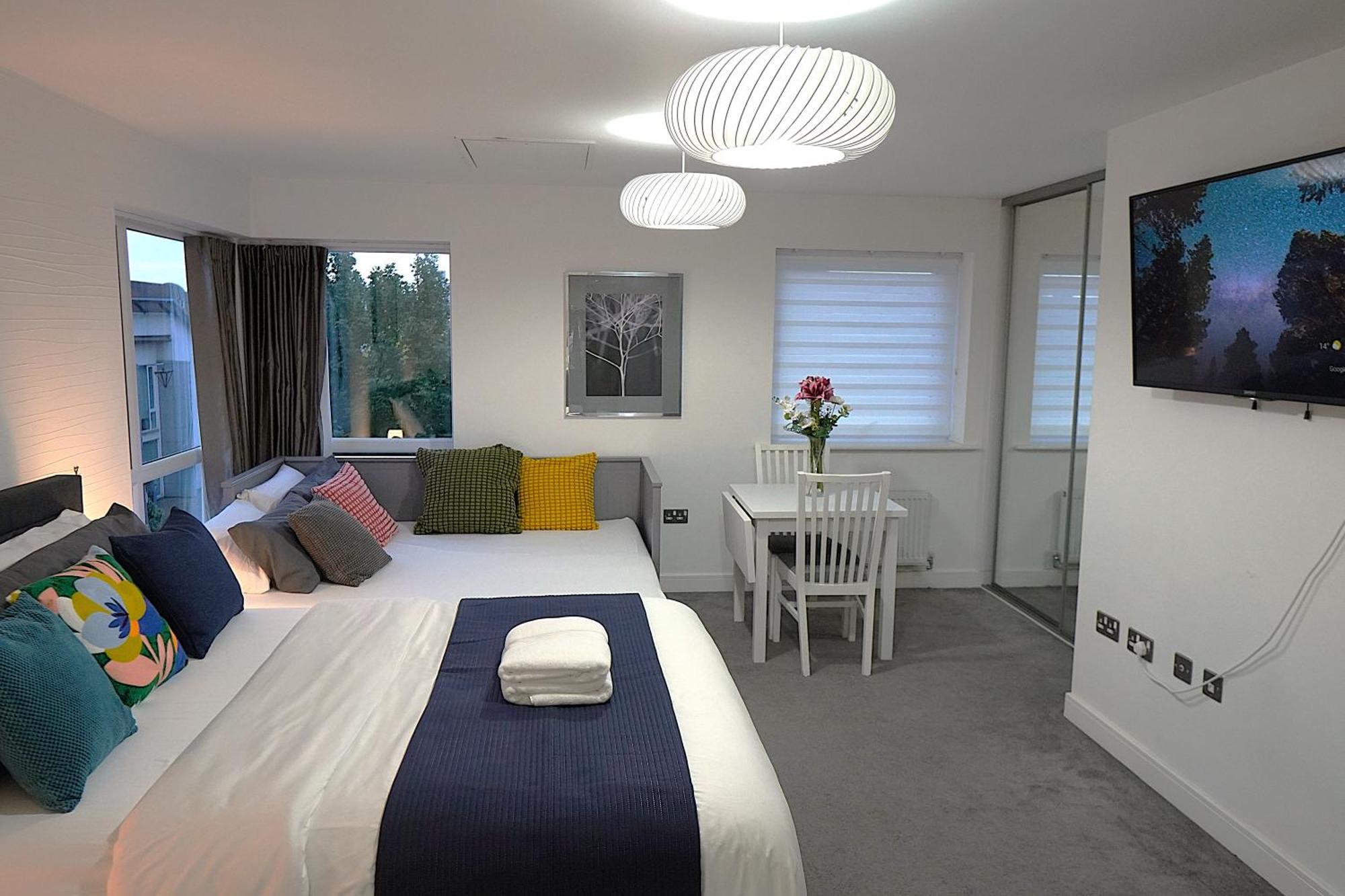 Luxury Rooms - Pick A Room - Free Parking & Kitchen Access, Near Etihad Stadium, The Coop Live & Piccadilly Station, Manchester Exterior photo