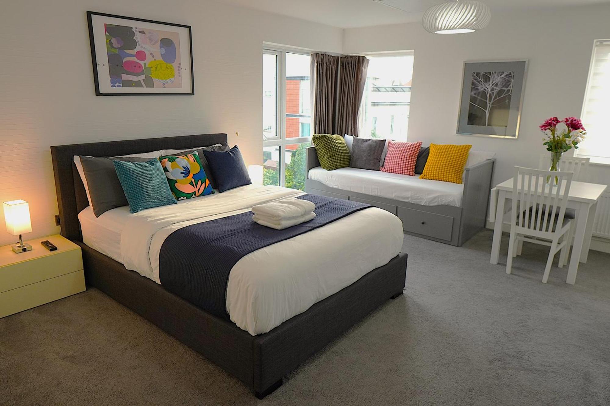Luxury Rooms - Pick A Room - Free Parking & Kitchen Access, Near Etihad Stadium, The Coop Live & Piccadilly Station, Manchester Exterior photo