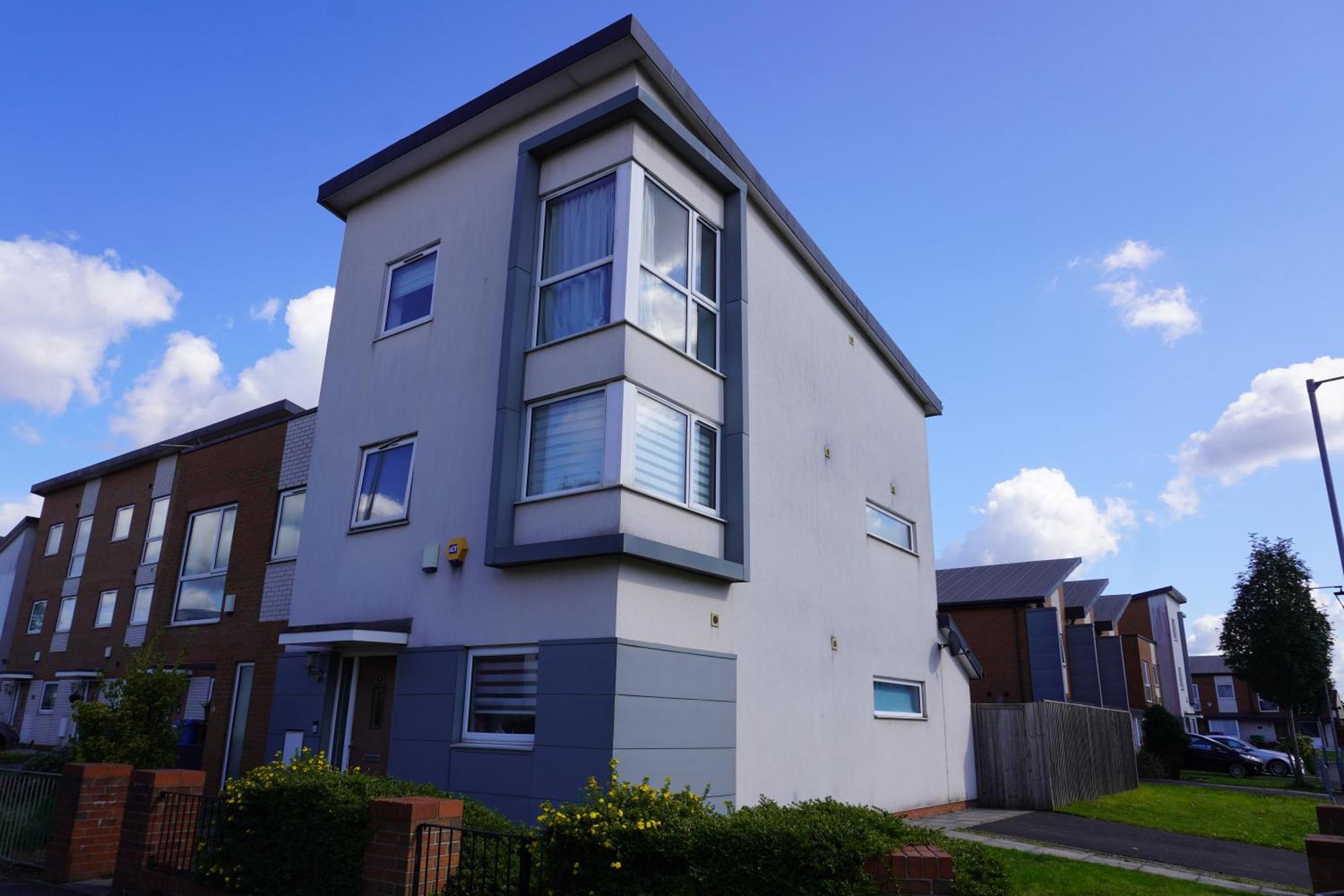 Luxury Rooms - Pick A Room - Free Parking & Kitchen Access, Near Etihad Stadium, The Coop Live & Piccadilly Station, Manchester Exterior photo
