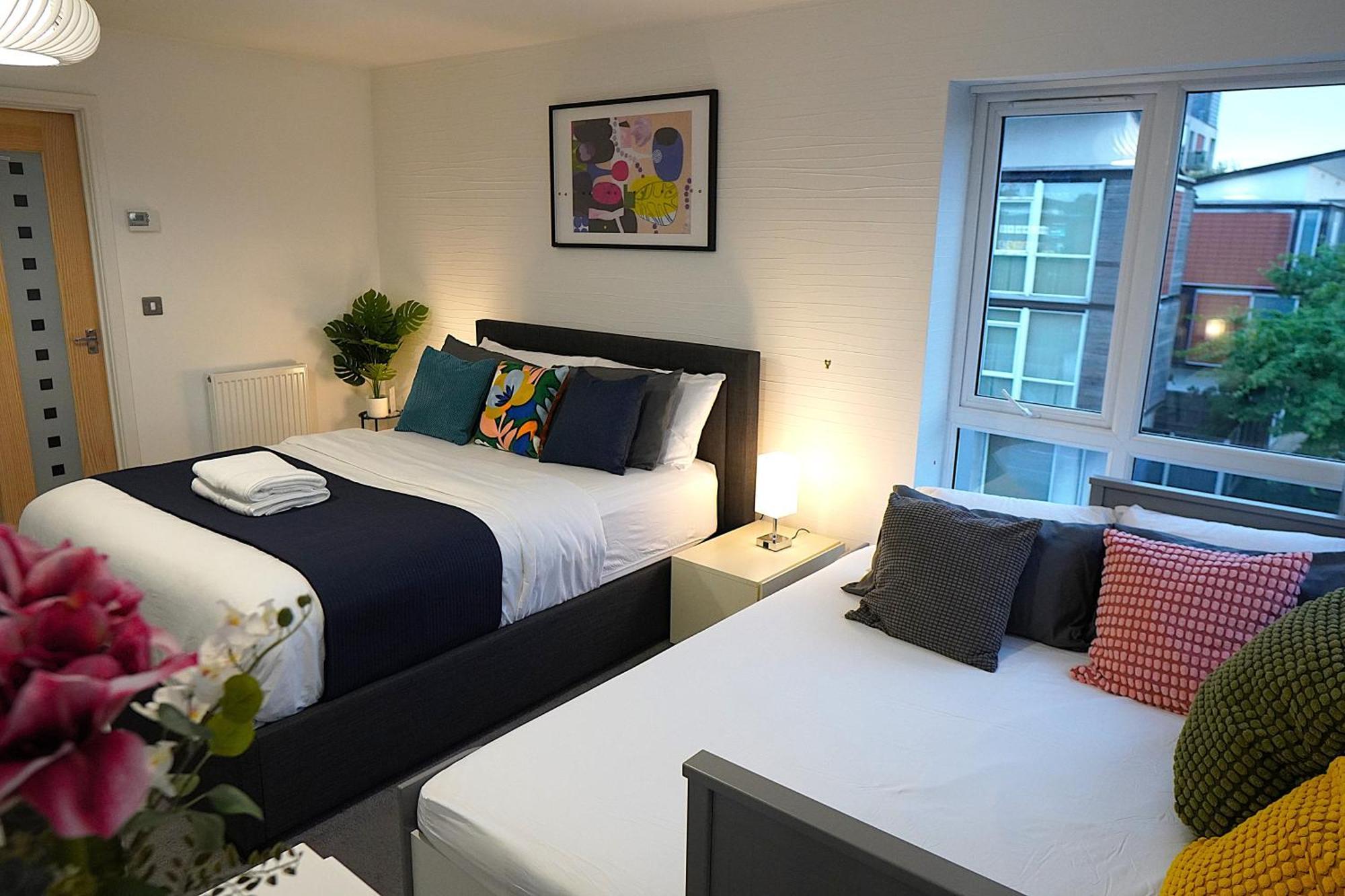 Luxury Rooms - Pick A Room - Free Parking & Kitchen Access, Near Etihad Stadium, The Coop Live & Piccadilly Station, Manchester Exterior photo